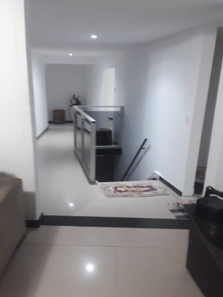 Imagem Casa com 5 Quartos à Venda, 220 m² em Santa Helena - Contagem Imagem Casa com 5 Quartos à Venda, 220 m² em Santa Helena - Contagem