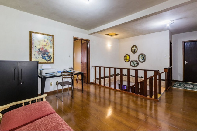 Imagem Casa com 3 Quartos à Venda, 329 m² em Vila Ipiranga - Porto Alegre Imagem Casa com 3 Quartos à Venda, 329 m² em Vila Ipiranga - Porto Alegre