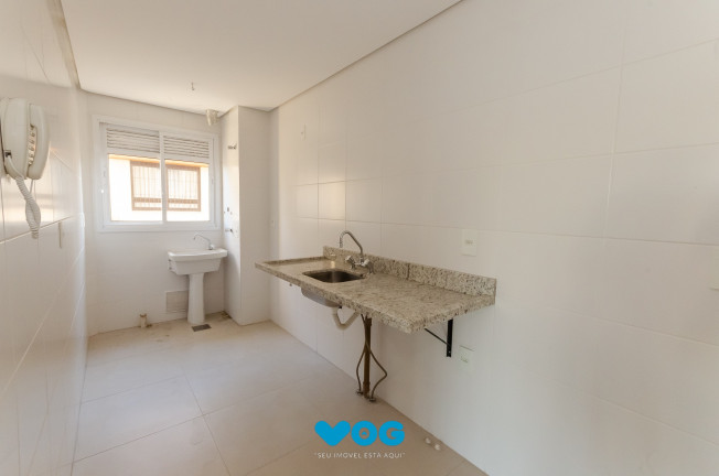 Imagem Imóvel com 2 Quartos à Venda, 70 m² em Jardim Do Salso - Porto Alegre