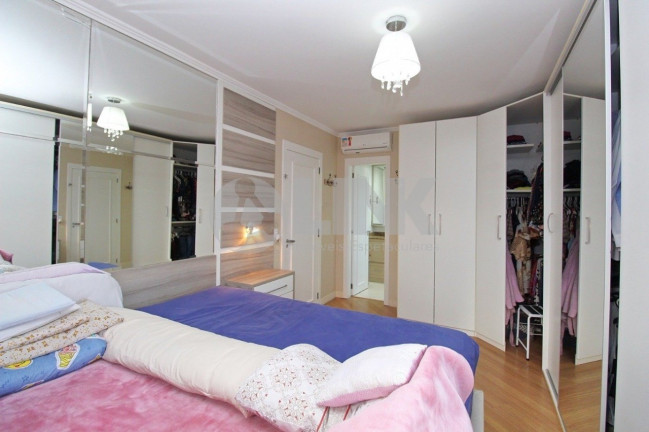 Imagem Apartamento com 3 Quartos à Venda, 137 m² em Jardim Lindóia - Porto Alegre