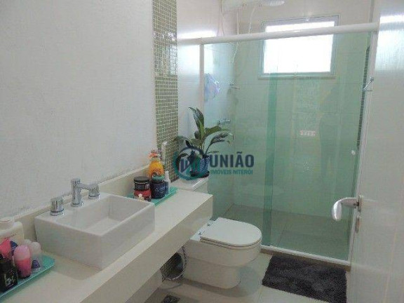 Imagem Casa com 5 Quartos à Venda, 320 m² em Rio Do Ouro - Niterói