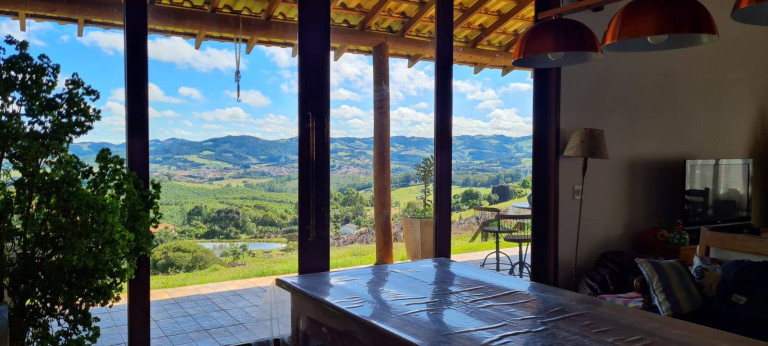 Imagem Chácara com 3 Quartos à Venda, 24.000 m² em Pedra Bela Imagem Chácara com 3 Quartos à Venda, 24.000 m² em Pedra Bela