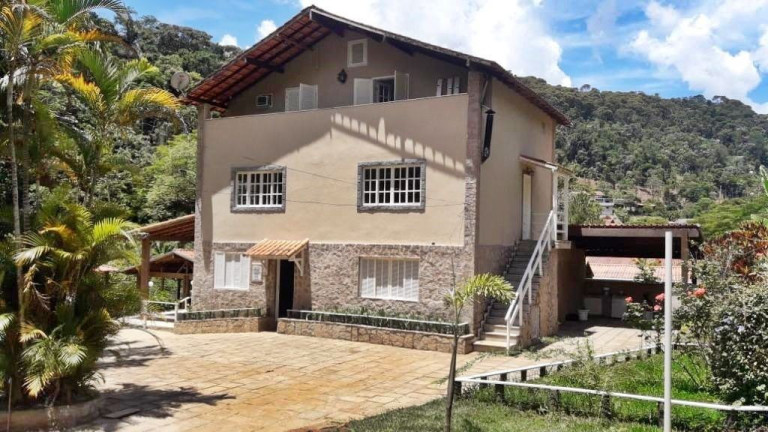 Imagem Casa com 5 Quartos à Venda, 500 m² em Pessegueiros - Teresópolis Imagem Casa com 5 Quartos à Venda, 500 m² em Pessegueiros - Teresópolis