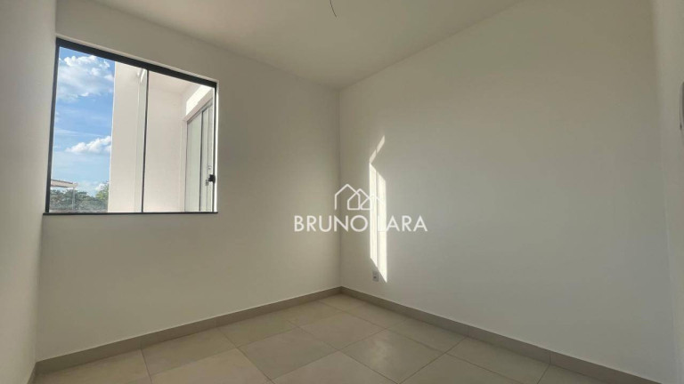 Imagem Casa com 3 Quartos à Venda, 196 m² em Guaruja Mansões - Betim Imagem Casa com 3 Quartos à Venda, 196 m² em Guaruja Mansões - Betim