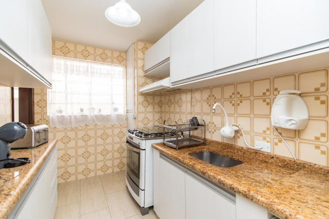 Imagem Sobrado com 3 Quartos à Venda, 140 m² em Capão Raso - Curitiba Imagem Sobrado com 3 Quartos à Venda, 140 m² em Capão Raso - Curitiba