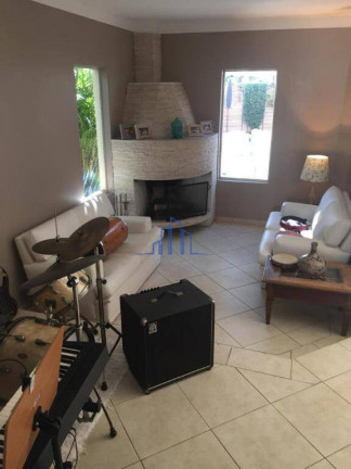 Imagem Casa com 4 Quartos para Alugar, 368 m² em Alphaville - Santana De Parnaíba Imagem Casa com 4 Quartos para Alugar, 368 m² em Alphaville - Santana De Parnaíba
