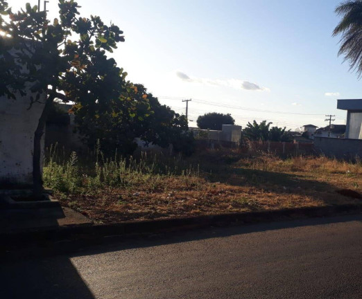 Imagem Terreno à Venda, 736 m² em Calixtolândia - Anápolis Imagem Terreno à Venda, 736 m² em Calixtolândia - Anápolis