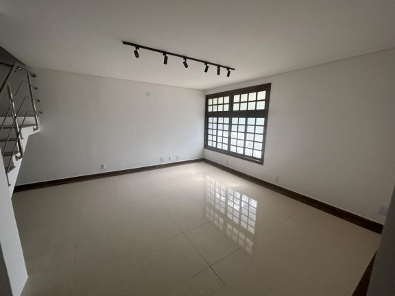 Imagem Casa com 3 Quartos à Venda, 155 m² em Aparecida - Santos