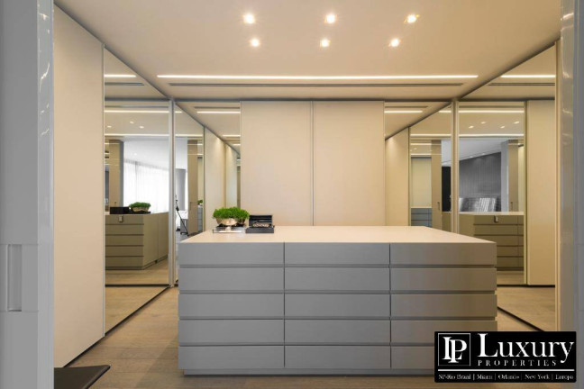 Imagem Apartamento com 3 Quartos à Venda, 556 m² em Itaim Bibi - São Paulo Imagem Apartamento com 3 Quartos à Venda, 556 m² em Itaim Bibi - São Paulo