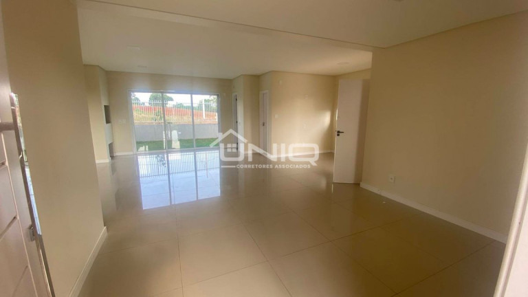 Imagem Casa com 3 Quartos à Venda, 190 m² em Fraron - Pato Branco Imagem Casa com 3 Quartos à Venda, 190 m² em Fraron - Pato Branco