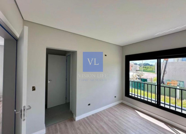 Imagem Casa com 3 Quartos à Venda, 128 m² em Santa Candida - Curitiba