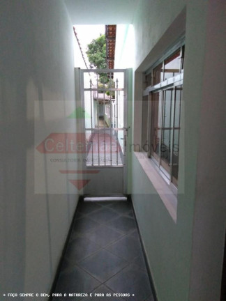 Imagem Casa com 3 Quartos à Venda, 218 m² em Vila Sao Jose - Taubaté Imagem Casa com 3 Quartos à Venda, 218 m² em Vila Sao Jose - Taubaté