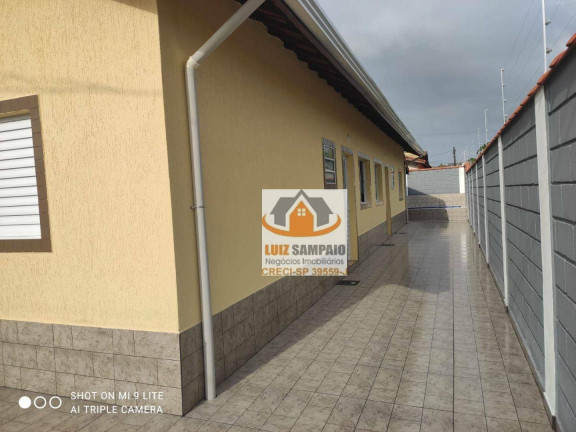 Imagem Casa com 2 Quartos à Venda, 60 m² em Nova Itanhaém - Interior - Itanhaém Imagem Casa com 2 Quartos à Venda, 60 m² em Nova Itanhaém - Interior - Itanhaém