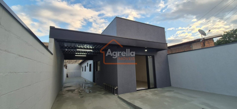 Imagem Casa com 3 Quartos à Venda, 107 m² em Jardim Guaçuano - Mogi Guaçu Imagem Casa com 3 Quartos à Venda, 107 m² em Jardim Guaçuano - Mogi Guaçu