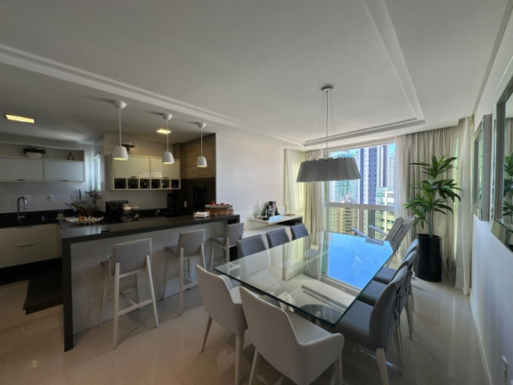 Imagem Apartamento com 3 Quartos à Venda, 122 m² em Centro - Balneário Camboriú