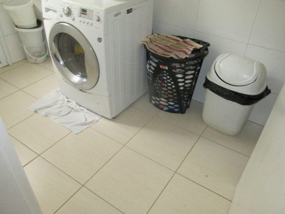 Imagem Casa com 3 Quartos à Venda, 206 m² em Marapé - Santos