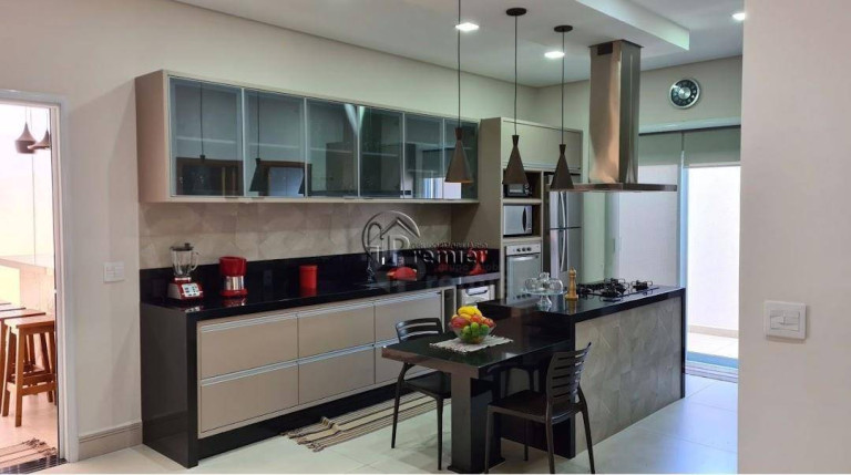 Imagem Casa com 3 Quartos à Venda, 273 m² em Jardim Residencial Dona Lucilla - Indaiatuba Imagem Casa com 3 Quartos à Venda, 273 m² em Jardim Residencial Dona Lucilla - Indaiatuba