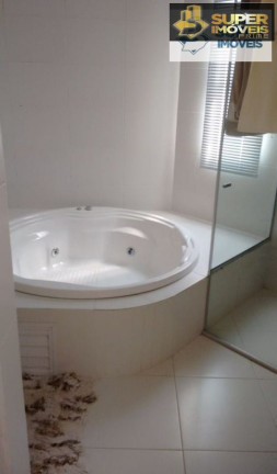 Imagem Casa com 3 Quartos à Venda, 143 m² em Laranjal - Pelotas