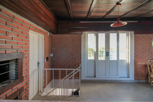 Imagem Imóvel com 2 Quartos à Venda, 79 m² em Cristal - Porto Alegre Imagem Imóvel com 2 Quartos à Venda, 79 m² em Cristal - Porto Alegre