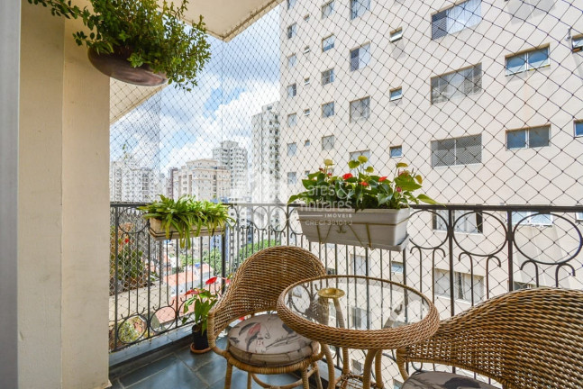 Imagem Apartamento com 4 Quartos à Venda, 161 m² em Moema - São Paulo