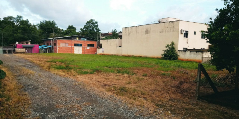 Imagem Imóvel à Venda, 2.500 m² em Itoupavazinha - Blumenau Imagem Imóvel à Venda, 2.500 m² em Itoupavazinha - Blumenau