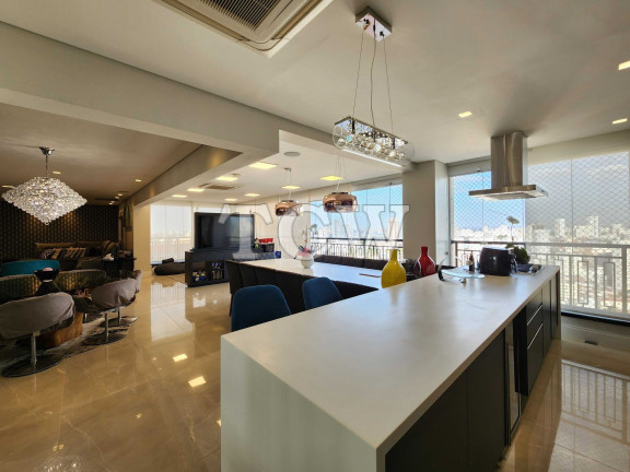 Imagem Apartamento com 3 Quartos à Venda, 250 m² em Aclimação - São Paulo