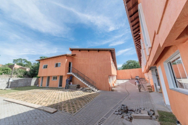 Imagem Imóvel com 2 Quartos à Venda, em Santa Tereza - Porto Alegre Imagem Imóvel com 2 Quartos à Venda, em Santa Tereza - Porto Alegre