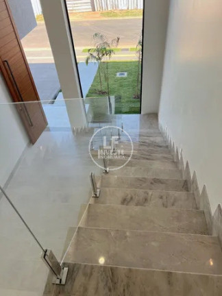 Imagem Casa de Condomínio com 4 Quartos à Venda,  em Jardins Sevilha - Aparecida De Goiânia