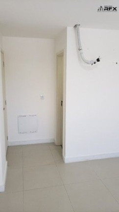 Sala Comercial à Venda, 25 m² em Fonseca - Niterói