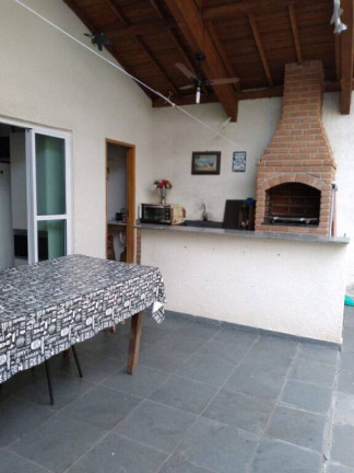 Imagem Casa com 3 Quartos à Venda, 161 m² em Vila São José - Taubaté Imagem Casa com 3 Quartos à Venda, 161 m² em Vila São José - Taubaté