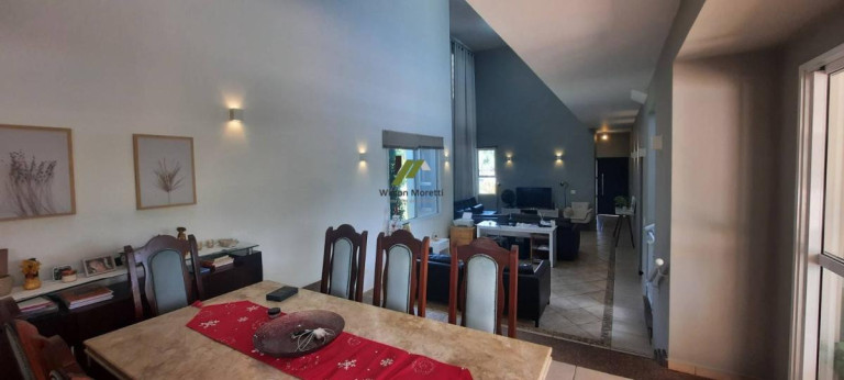 Imagem Casa de Condomínio com 4 Quartos à Venda, 380 m²