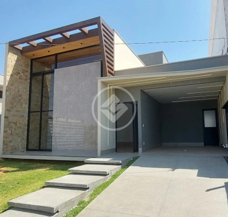 Casa com 3 Quartos à Venda, 250 m² em Jardins Sevilha - Aparecida De Goiânia