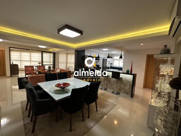 Apartamento com 3 Quartos à Venda, 189 m² em Nossa Senhora De Lourdes - Santa Maria