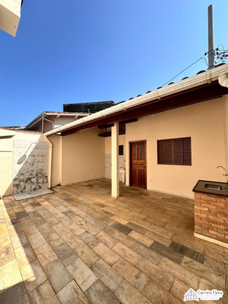 Imagem Sobrado com 4 Quartos para Alugar, 127 m² em Centro - Ubatuba