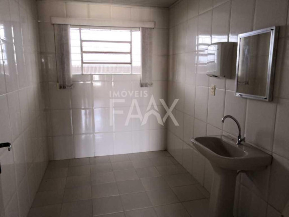 Imagem Casa com 3 Quartos à Venda, 189 m² em Centro - Guarapuava Imagem Casa com 3 Quartos à Venda, 189 m² em Centro - Guarapuava