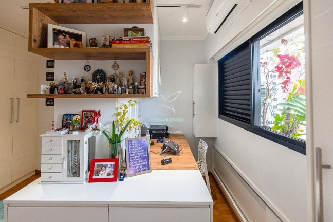 Imagem Apartamento com 3 Quartos à Venda, 190 m² em Moema - São Paulo