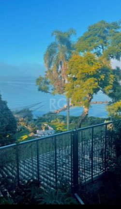 Imagem Casa com 3 Quartos à Venda, em Vila Conceição - Porto Alegre Imagem Casa com 3 Quartos à Venda, em Vila Conceição - Porto Alegre