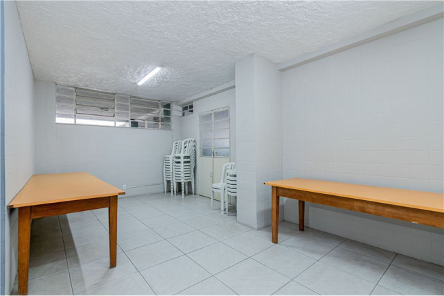 Imagem Imóvel com 3 Quartos à Venda, em Santa Cecília - Porto Alegre Imagem Imóvel com 3 Quartos à Venda, em Santa Cecília - Porto Alegre