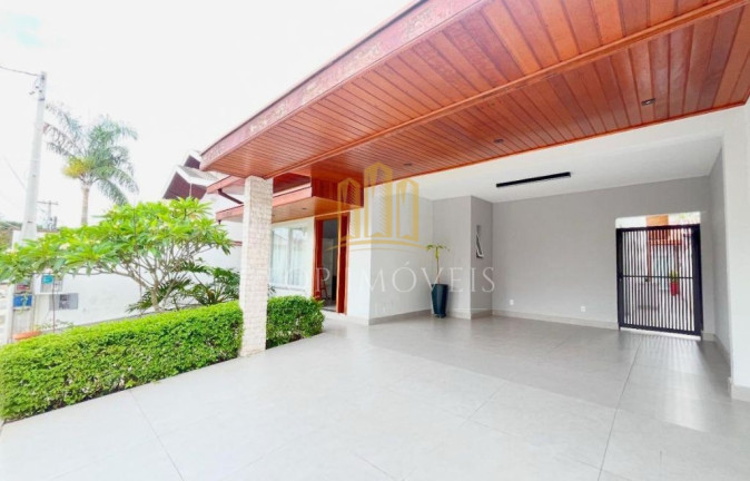 Casa de Condomínio com 5 Quartos para Alugar, 330 m² em Urbanova I - São José Dos Campos