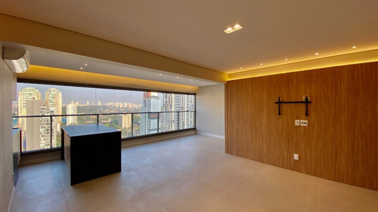 Imagem Apartamento com 3 Quartos à Venda, 130 m² em Jardim Das Acácias - São Paulo