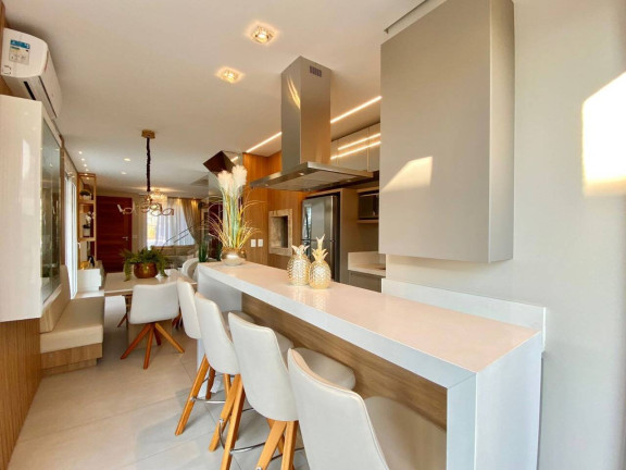 Imagem Casa com 3 Quartos à Venda, em Capão Da Canoa Imagem Casa com 3 Quartos à Venda, em Capão Da Canoa