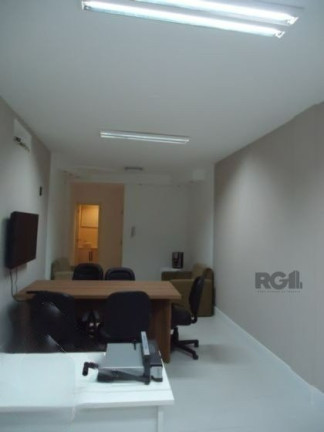 Imagem Sala Comercial à Venda ou Locação, 55 m² em Petrópolis - Porto Alegre Imagem Sala Comercial à Venda ou Locação, 55 m² em Petrópolis - Porto Alegre