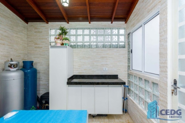 Imagem Sobrado com 3 Quartos à Venda, 180 m² em Boqueirão - Curitiba Imagem Sobrado com 3 Quartos à Venda, 180 m² em Boqueirão - Curitiba