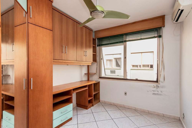 Imagem Apartamento com 2 Quartos à Venda, 65 m² em Teresópolis - Porto Alegre Imagem Apartamento com 2 Quartos à Venda, 65 m² em Teresópolis - Porto Alegre