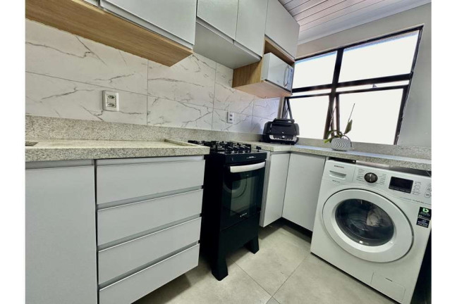 Imagem Imóvel com 2 Quartos à Venda, em Sarandi - Porto Alegre Imagem Imóvel com 2 Quartos à Venda, em Sarandi - Porto Alegre