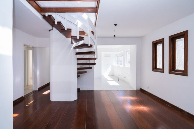 Imagem Apartamento com 3 Quartos à Venda, 244 m² em Auxiliadora - Porto Alegre