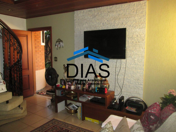 Imagem Casa com 3 Quartos à Venda, 196 m² em Vila Furlan - Araraquara Imagem Casa com 3 Quartos à Venda, 196 m² em Vila Furlan - Araraquara