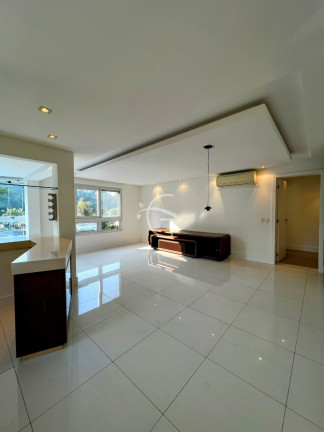 Imagem Apartamento com 3 Quartos à Venda, 180 m² em Atiradores - Joinville
