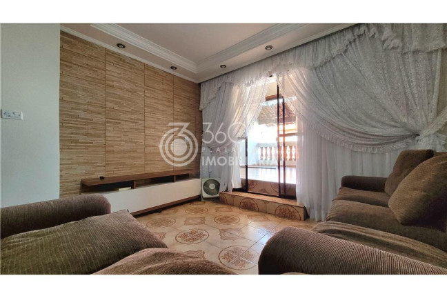 Imagem Casa com 4 Quartos à Venda, 261 m² em Parque Novo Oratório - Santo André Imagem Casa com 4 Quartos à Venda, 261 m² em Parque Novo Oratório - Santo André