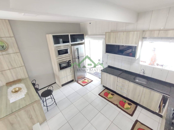 Imagem Casa com 3 Quartos à Venda, 135 m² em Pinheiros - Balneário Barra Do Sul